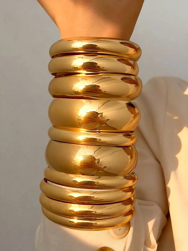 Vintage Exaggerated Metal Bangle Set for Women - Trendy Holiday Party Jewelry Gift
