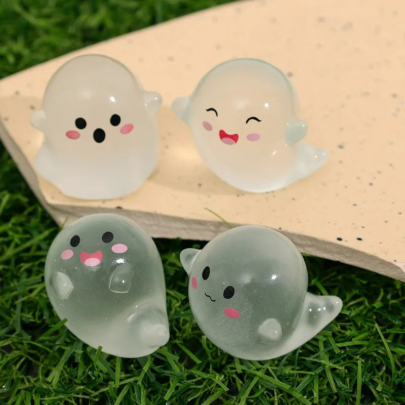Halloween Luminous Ghost Micro Landscape Ornaments Set - Cute Resin Figurines