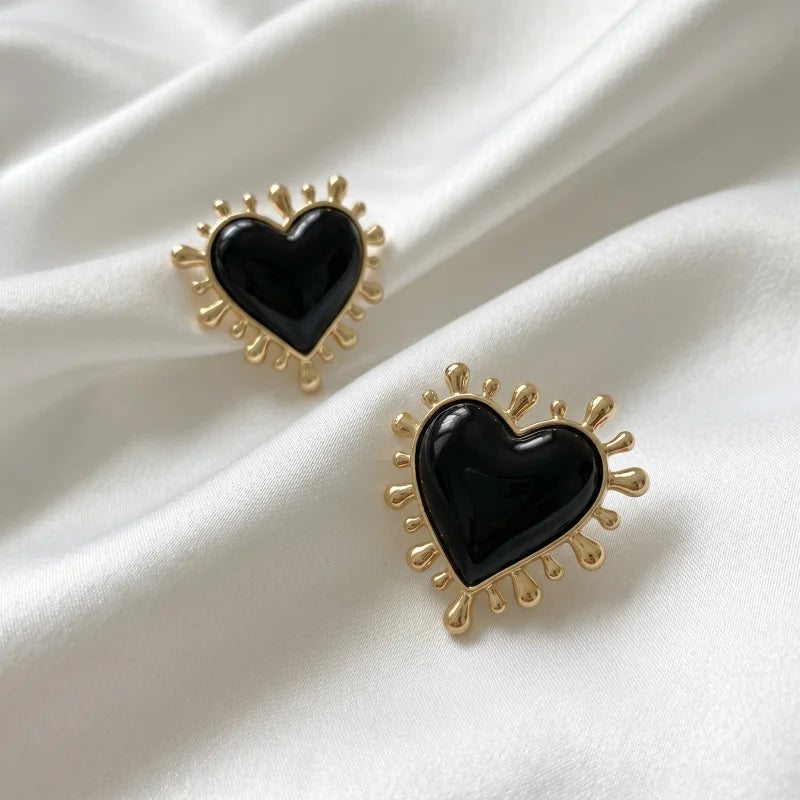 Vintage Sunburst Heart Stud Earrings for Women Romantic Jewelry for Daily Wear