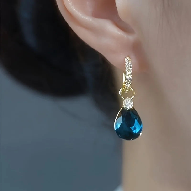 Retro Elegant Teardrop Pendant Earrings for Women - Versatile Jewelry Gift
