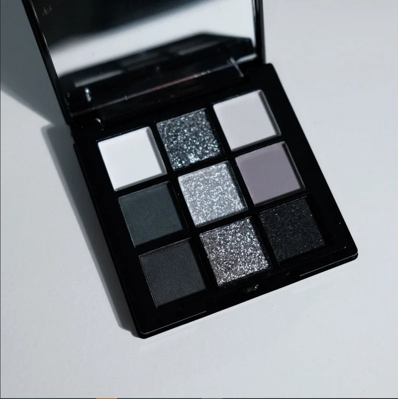 9 Color Waterproof Eyeshadow Palette - Matte & Shiny Smoky Eye Makeup