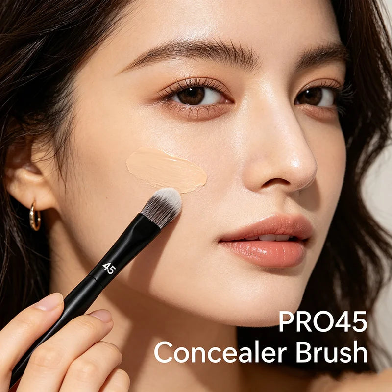 Professional Concealer Brush for Eye Makeup Blending - Soft Synthetic Bristles