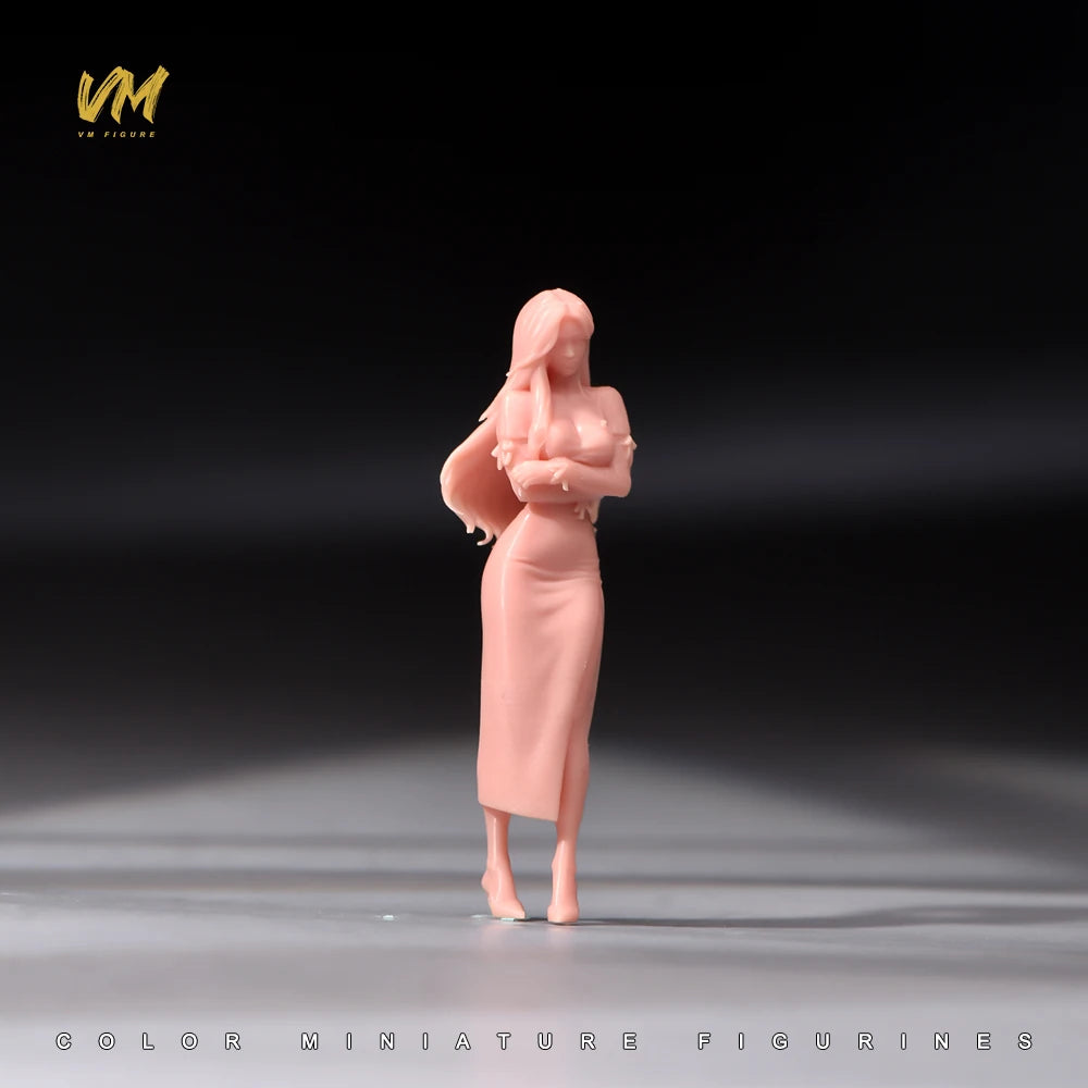 Miniature Female Figure Model for Vehicle Decoration and Collectibles - 1/64 to 1/18 Scale