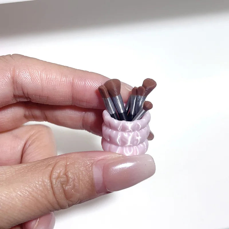 1/12 Dollhouse Miniature Makeup Brush Model for Doll Accessories Toys