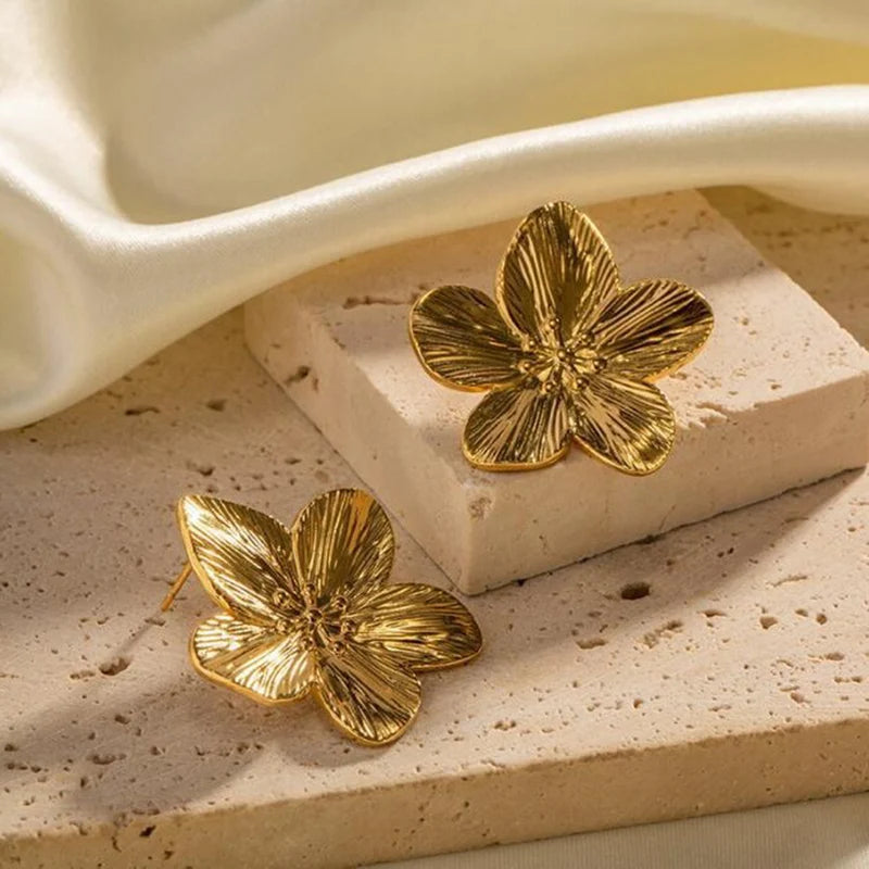 Hypoallergenic Vintage Flower Stud Earrings - 18k Gold Plated Stainless Steel for Women