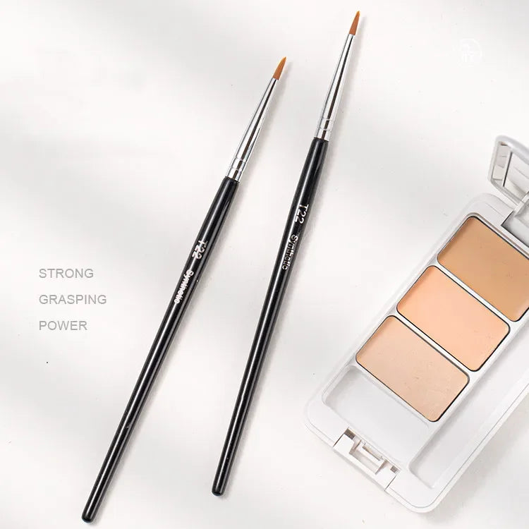 Eyeliner Makeup Brush Fine Liner Brush for Precise Liquid & Gel Lines