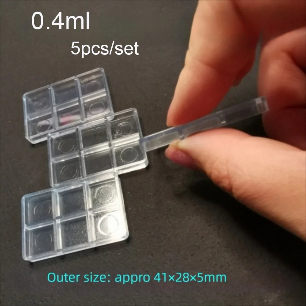 Mini Plastic Paint Palettes Set - Reusable Watercolor & Oil Painting Pans