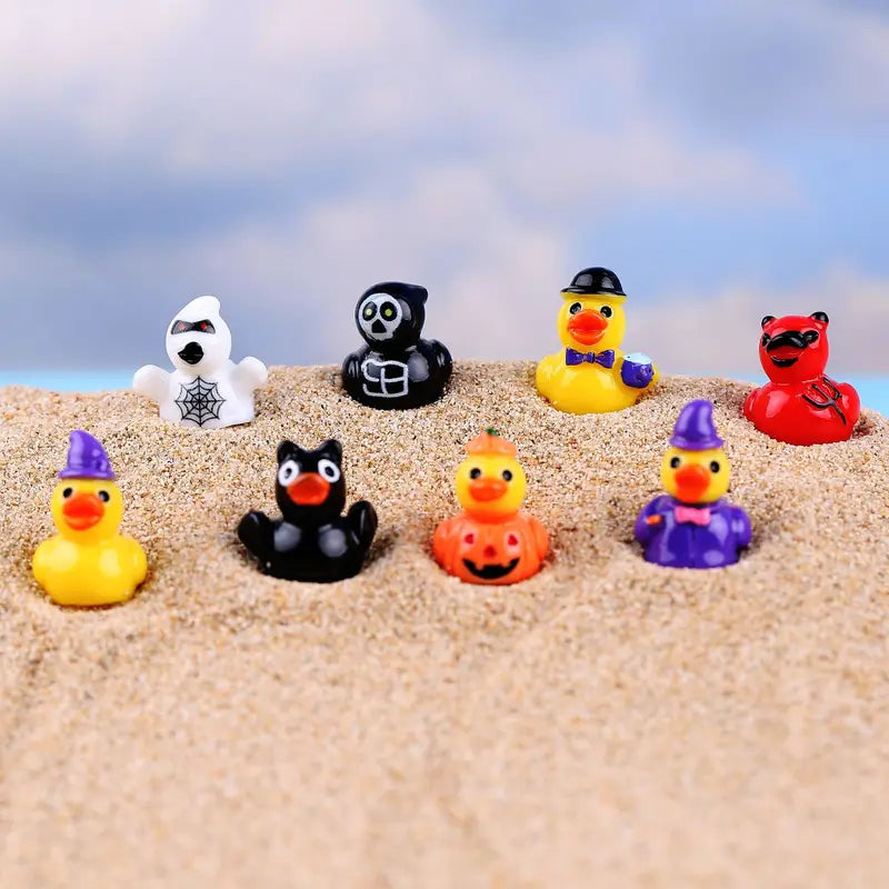 30 Pcs Mini Resin Halloween Duck and Ghost Figurines for Garden & Home Decor