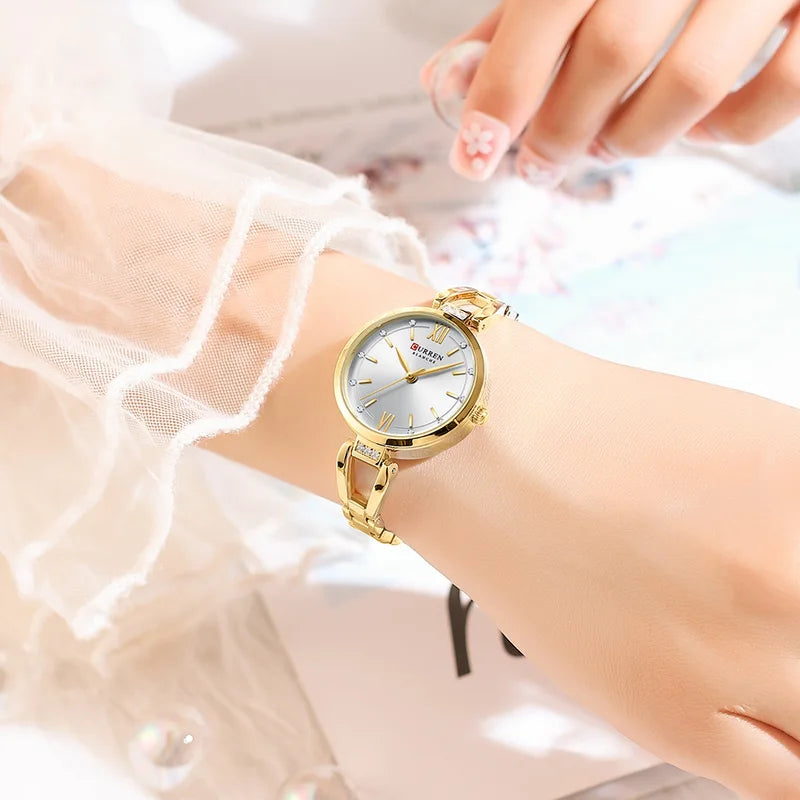 Casual Vintage Ladies Watch with Stainless Steel Dial and Adjustable Band