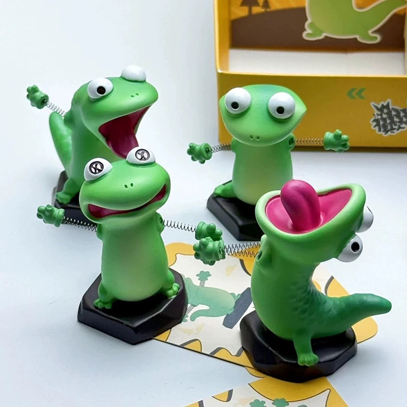 Lizard Ornament Keychain - Cute Resin Desk Accessory & Party Gift