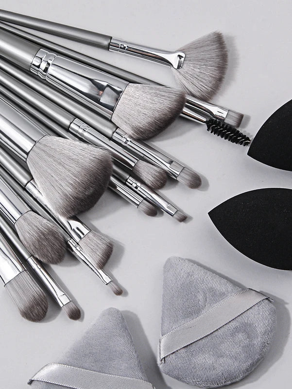 14Pcs Makeup Brush Set with Dual Use Egg & Sponge - Portable Cosmetic Tools