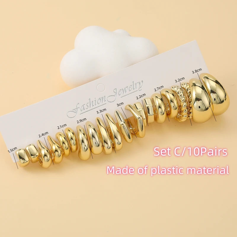 Fashion Earrings Set 10/40 Pairs Ladies Jewelry with Gold-Plated Plastic Material