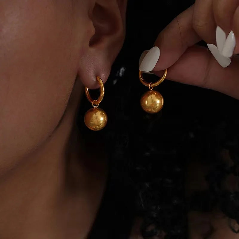 Trendy Waterproof Jewelry Set with Necklace, Bracelet & Earrings for Women