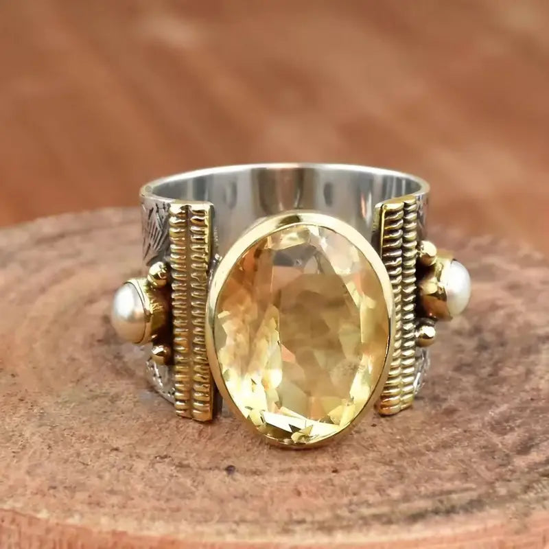 Exaggerated Wide-Gauge Vintage Ring with Artificial Gemstone in Copper - Adjustable Sizes