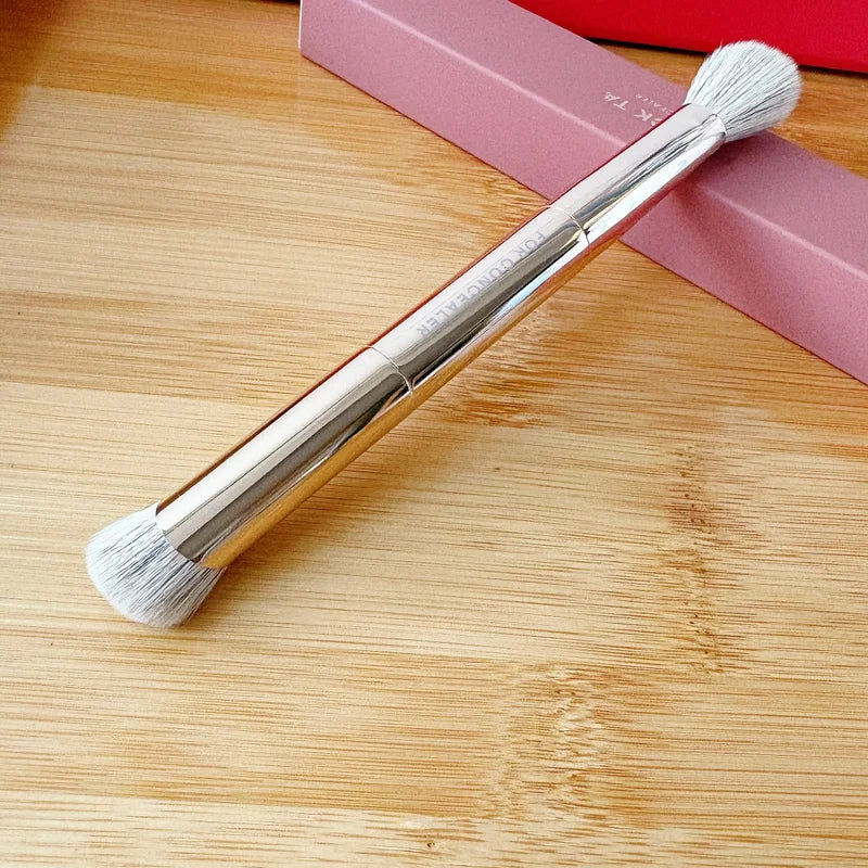 Dual-Ended Concealer Brush for Flawless Makeup Blending Synthetic Hair
