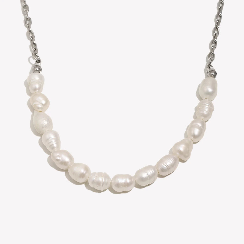 Elegant Pearl Choker Necklace with 18K Gold Plating for Women