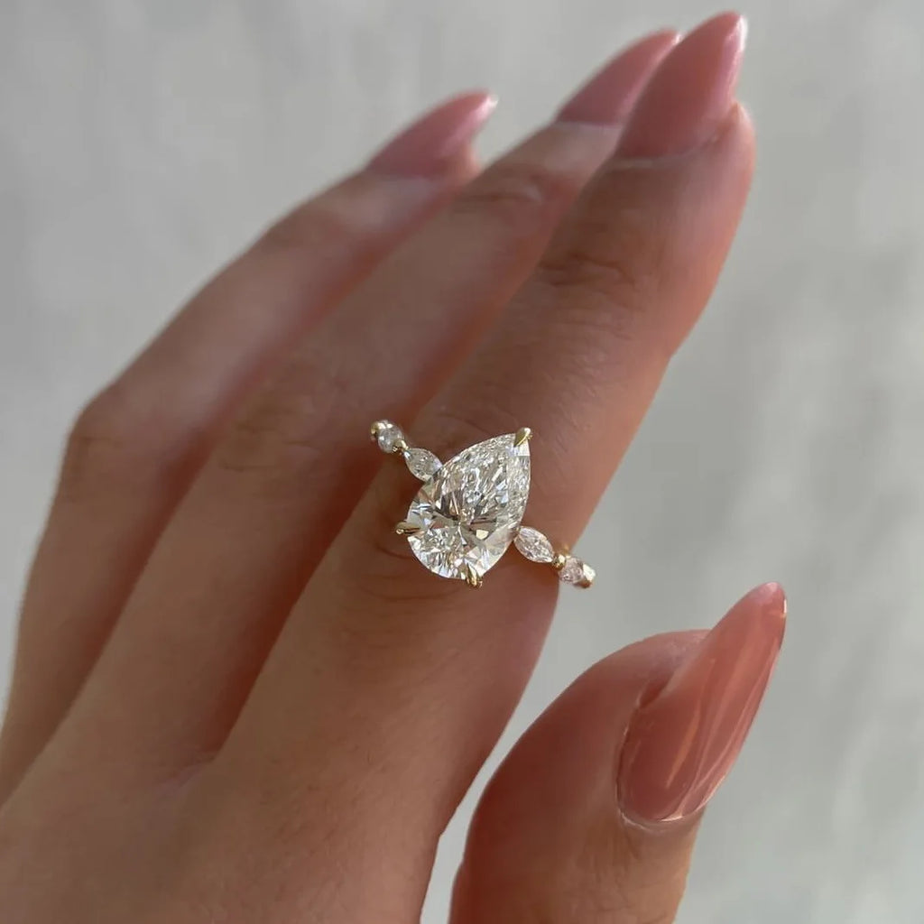 Oval Geometry Gold Rings for Women with White Stones - Multiple Sizes