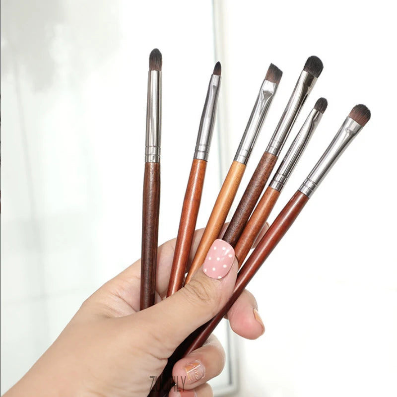 Professional Soft Makeup Brush Set for Foundation & Concealer - Wood Handle