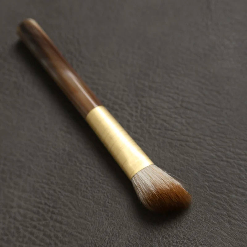 Yellow Wolf Hair Fine Wool Makeup Brush Slanted Angle Cosmetic Applicator