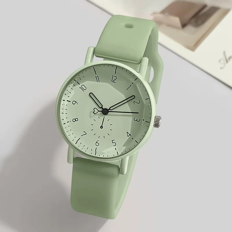 Fashion Women's Silicone Band Quartz Watch with Arabic Dial - Multiple Colors