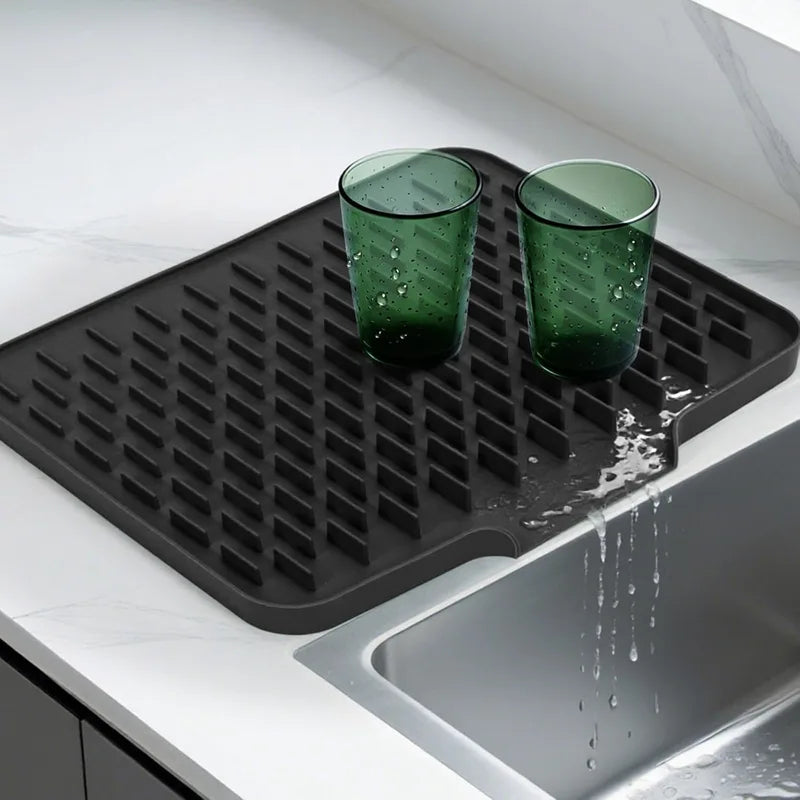 Silicone Kitchen Drain Mat with Built-In Drainage - Easy Clean Countertop Sink Home Accessory