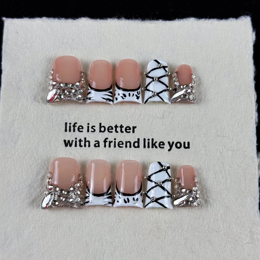 Luxury Hand-Painted Zebra Fake Nails with Glittering Diamonds - 10pcs