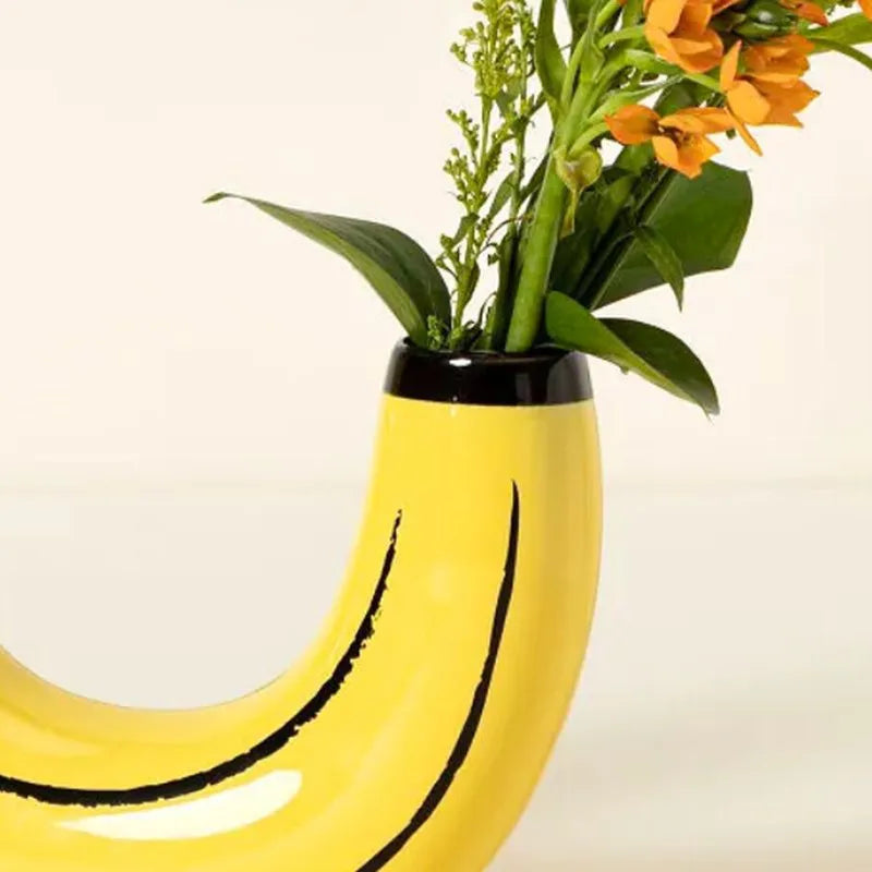 Resin Banana Vase for Flower Decoration - Creative Fruit Art Home Decor