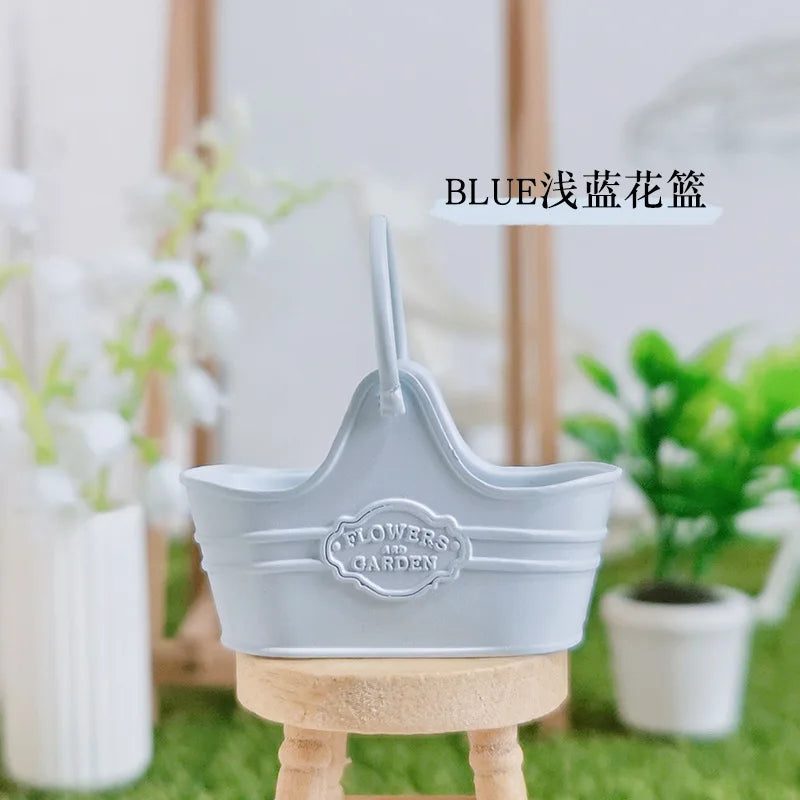 Mini Metal Flower Bucket for Dollhouse Gardens, Fairy Scene Decor