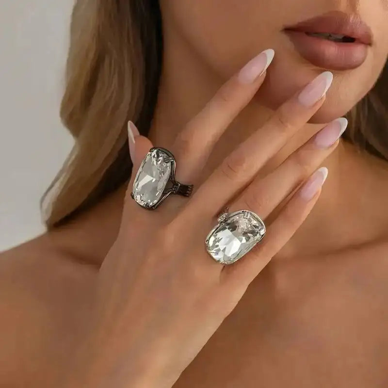 Elegant Geometric Acrylic Rhinestone Ring for Women - Wedding & Party Jewelry