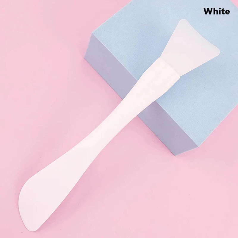 Silicone Facial Mask Brush - Soft Silicone Applicator for Face Masks & Spa Beauty Tools