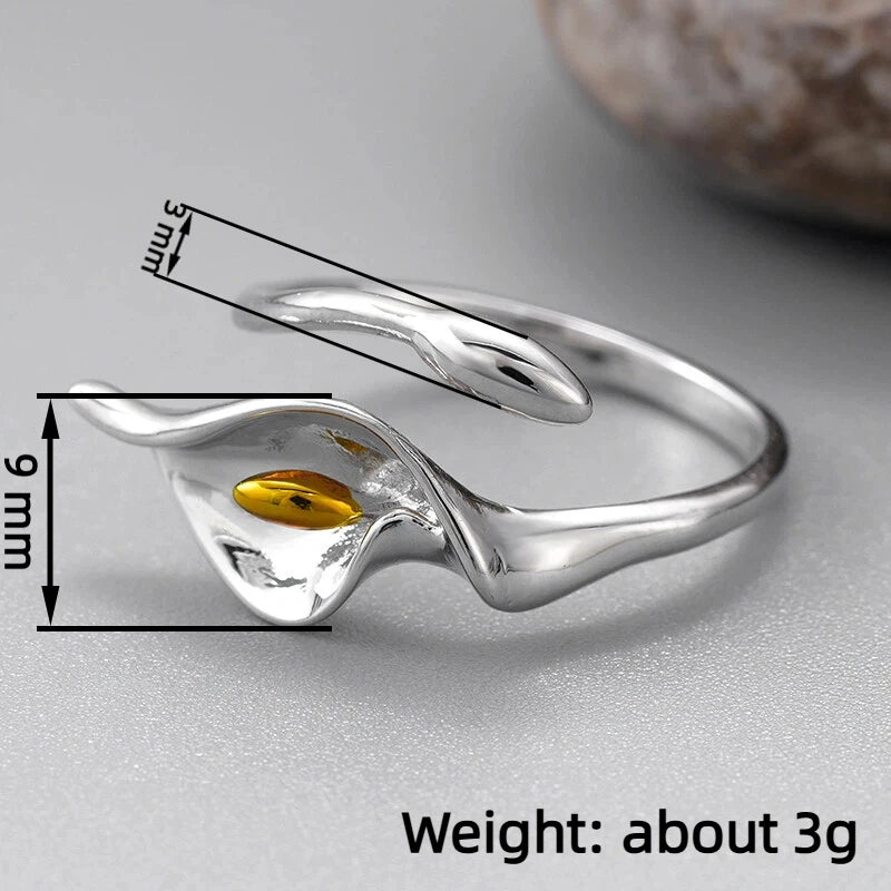 Adjustable Calla Lily Floral Ring for Women - Elegant Statement Jewelry