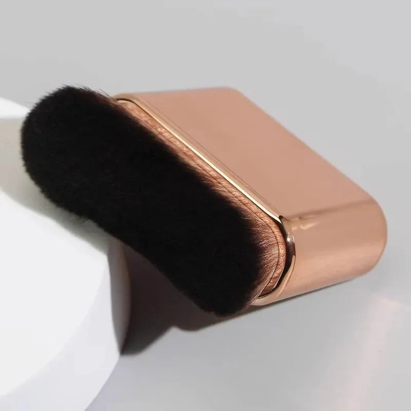 Single Wave-Shaped Flat Top Makeup Brush - Soft Synthetic Bristles & Handle