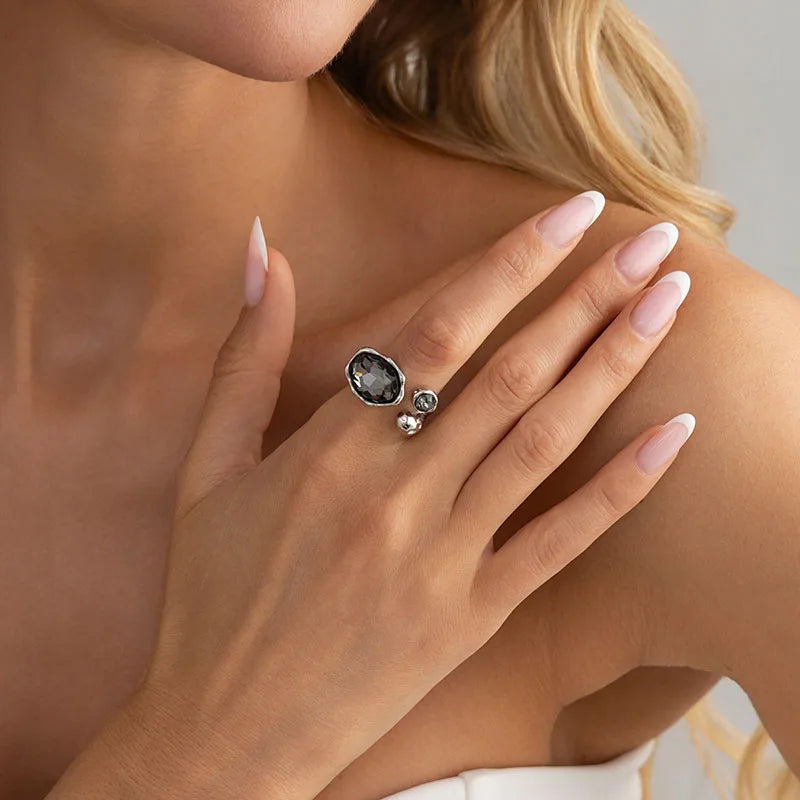 Minimalist Acrylic Rhinestone Geometric Silver Ring for Women - Daily Jewelry
