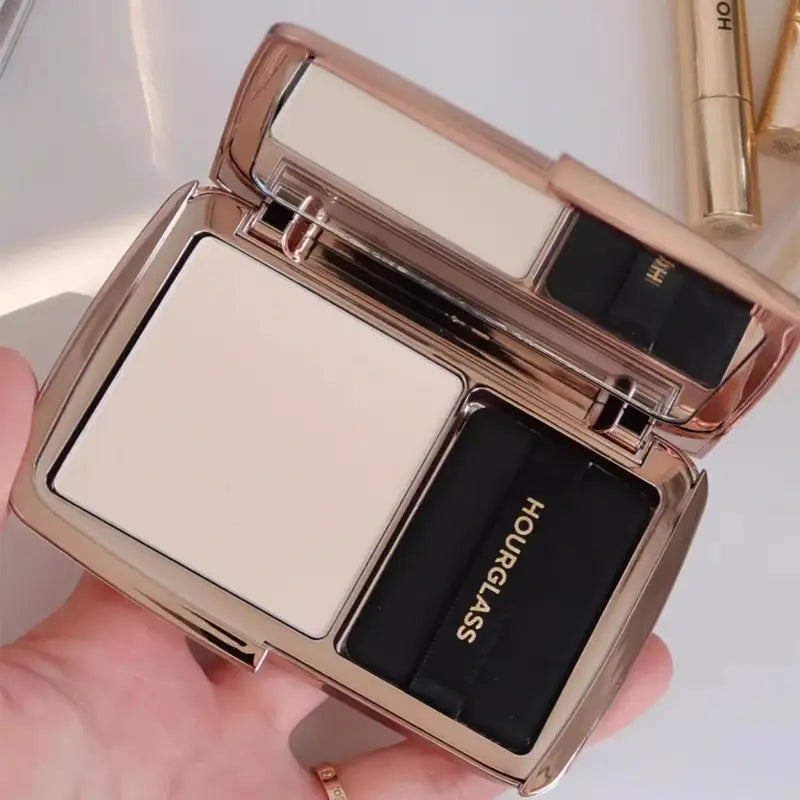 Oil-Control Translucent Face Powder with Mirror & Puff - Long-Lasting Makeup Setting, 10.5g
