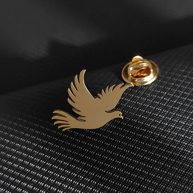 Fashionable Stainless Steel Flying Bird Brooch - Lapel Pin for Men & Women