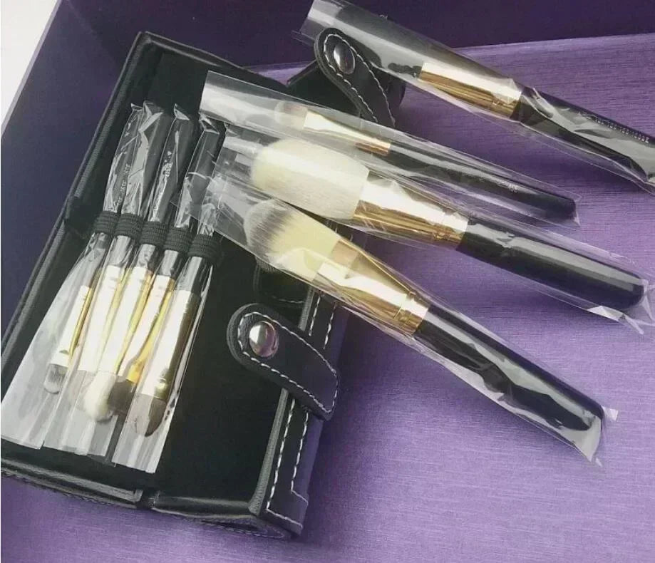Professional Cosmetic Makeup Brush Set - 9 Pieces with Black or Green Handles
