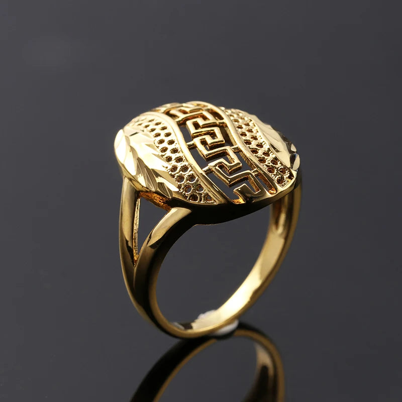 Bohemia Style Gold-Tone Leaf Ring for Women - Adjustable Size Jewelry Gift