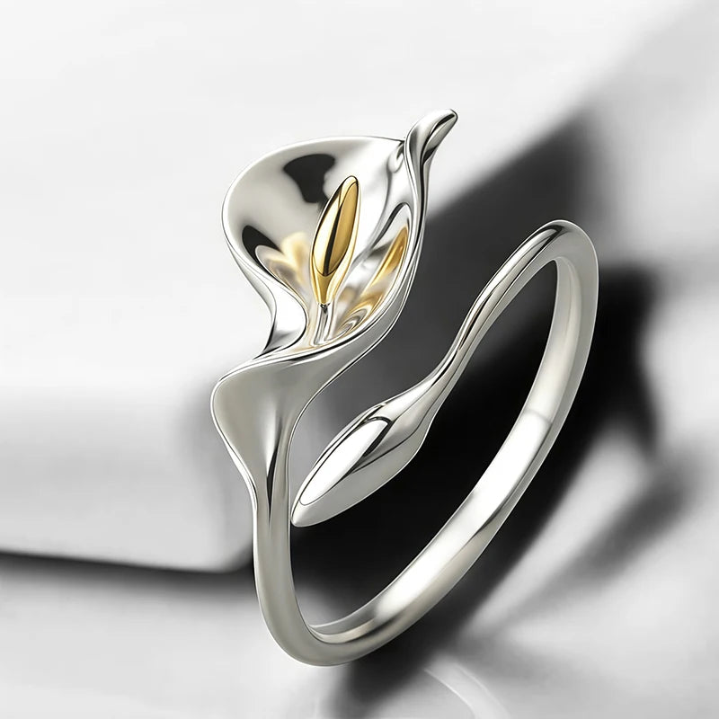 Adjustable Calla Lily Floral Ring for Women - Elegant Statement Jewelry
