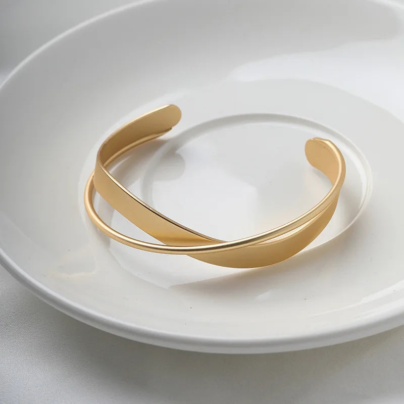 Adjustable Geometric Metal Bracelet for Women - Gold Plated Punk Jewelry Gift