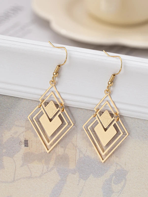 Summer Hollow Diamond-Shaped Earrings - Fashionable Jewelry Accessory