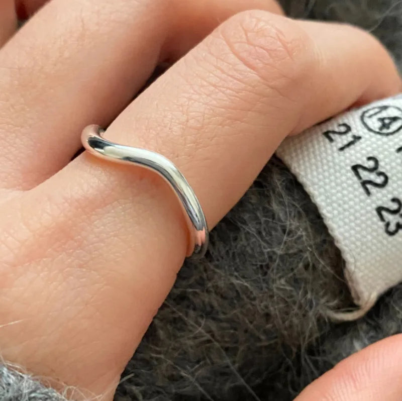 925 Sterling Silver Wavy Line Open Ring for Women Elegant Jewelry Accessory