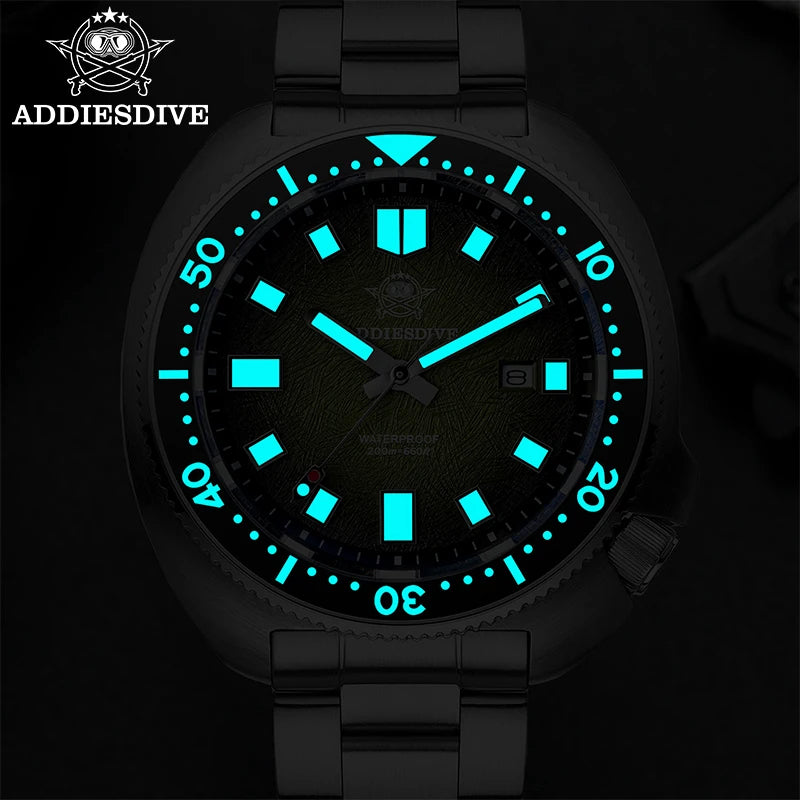 Men's Diving Watch 200m Waterproof Quartz with Sapphire Glass and Luminous Bezel