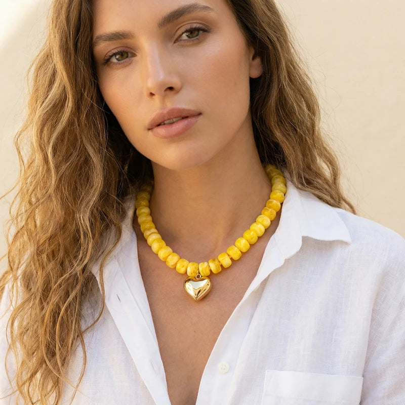 Colorful Acrylic Beaded Choker Necklace for Women with Heart Pendant - Summer Y2K Jewelry