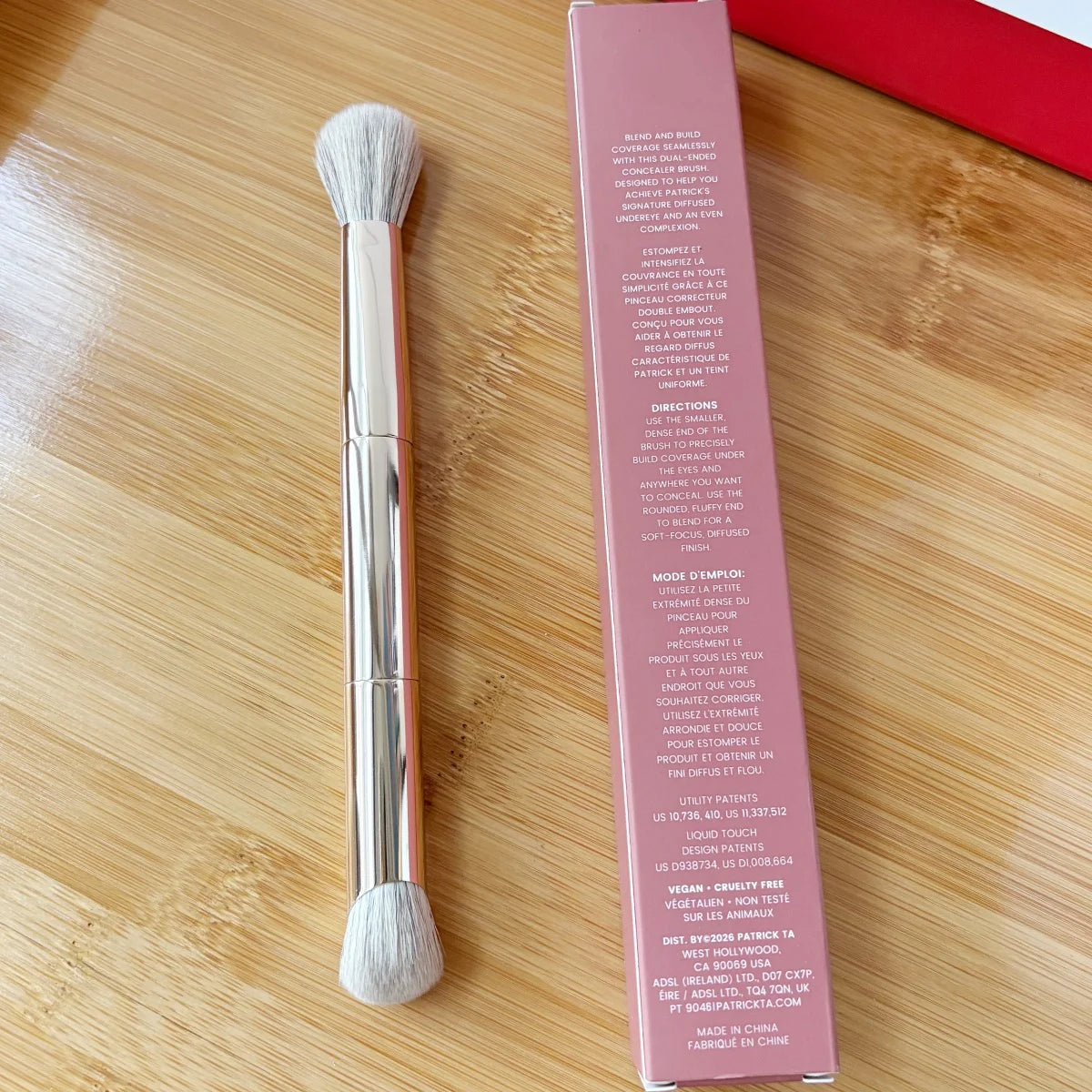 Dual-Ended Concealer Brush for Flawless Makeup Blending Synthetic Hair