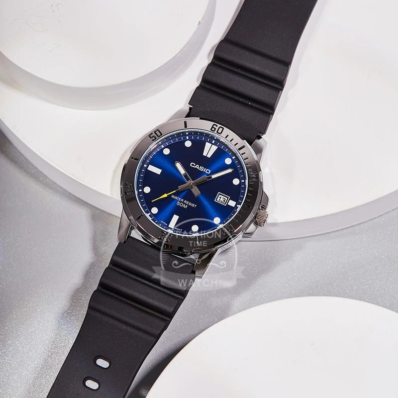Men's Waterproof Business Casual Watch with Resin Strap - Multiple Colors