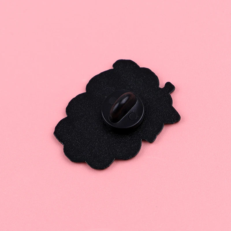 Black Cat Enamel Pin Lapel Badge for Bags & Clothing - Halloween Gift