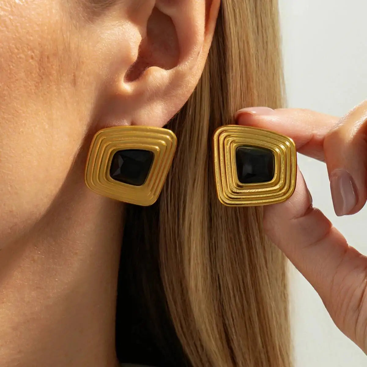 Vintage Irregular Geometric Square Stud Earrings for Women Black Acrylic Rhinestones