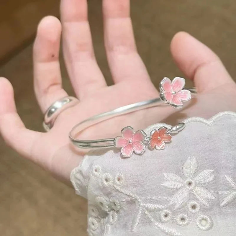 Adjustable Pink Flower Bracelet for Women - Stylish Jewelry Gift & Accessories