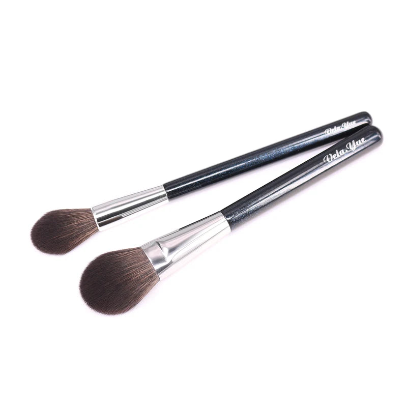 2-Piece Makeup Brush Set for Face Powder Blush Highlighter and Luminizer