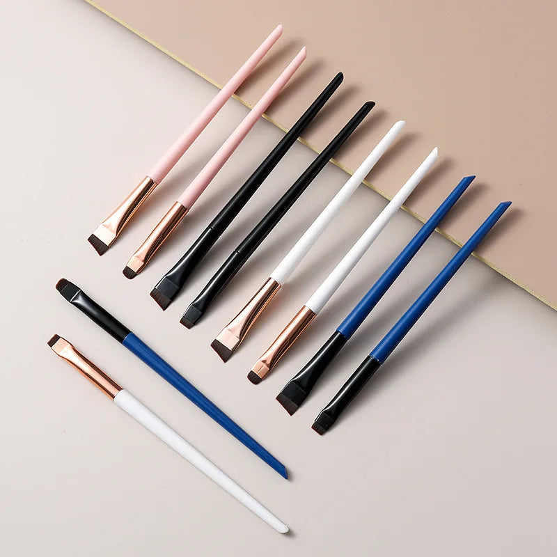 Set of 3 Makeup Brushes for Eyeliner and Eyebrow Contouring - Portable Flat Fine Detailing Tools